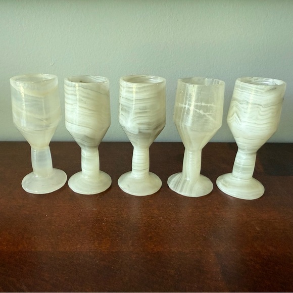 Five onyx vintage Egyptian shot glasses - Picture 1 of 5